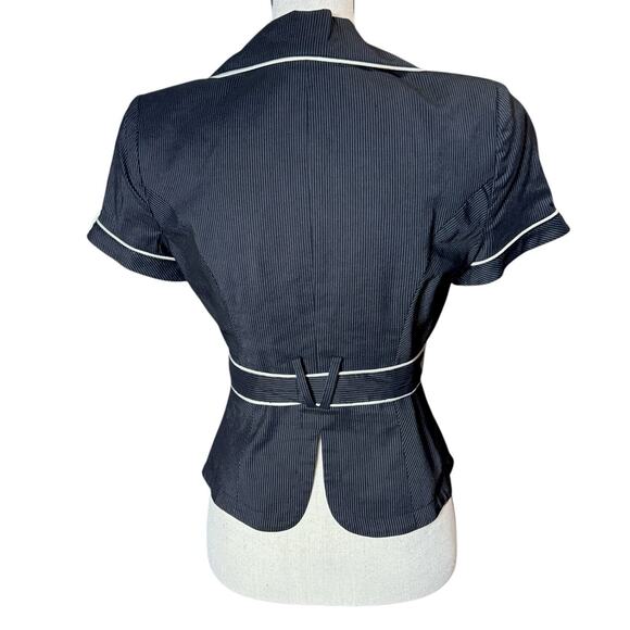 VTG 90s Bebe Pinstripe Short Sleeve Belted Blazer Black White Linen Blend Size 8 - Picture 4 of 16
